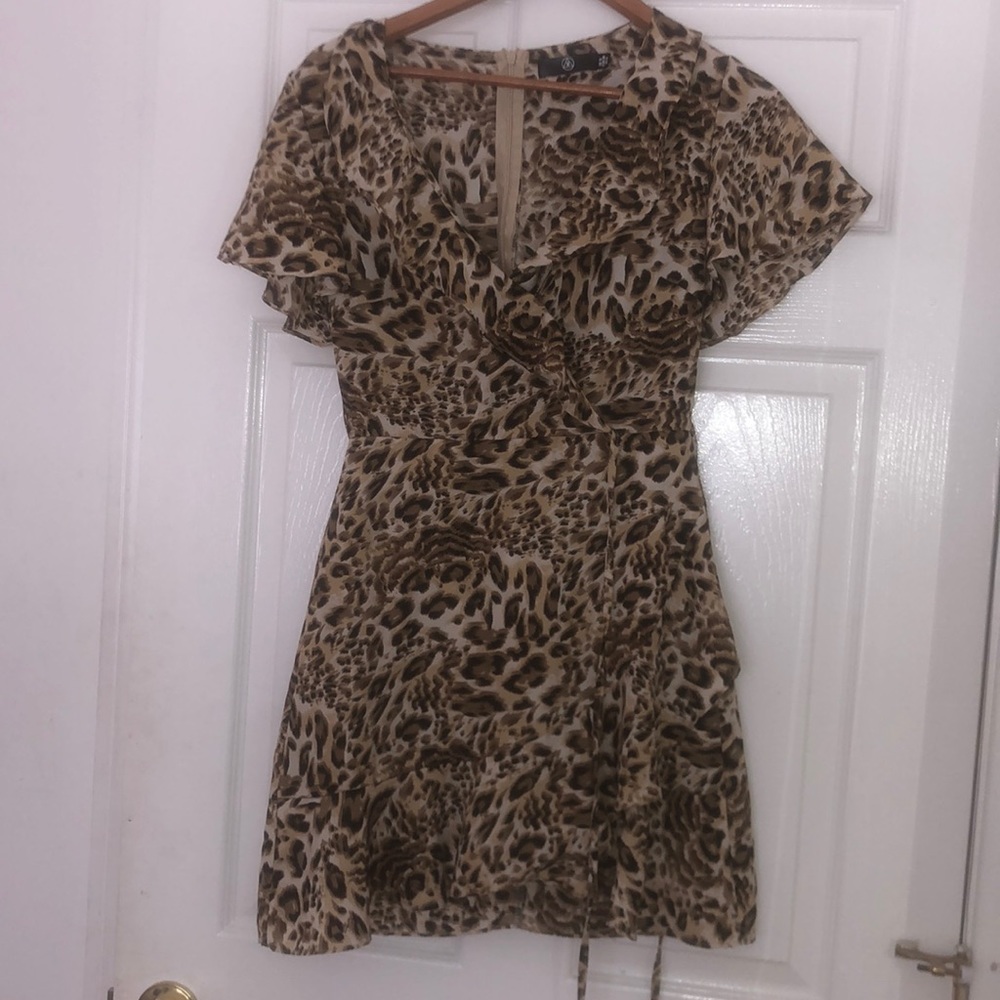 Cute leoprint dress
